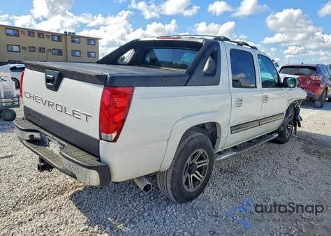 2005 Chevrolet Avalanche C1500 z USA, uszkodzony, nr VIN 3GNEC12ZX5G134443